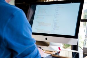 未経験のゲームプログラマーは何から始めれば良いのか？