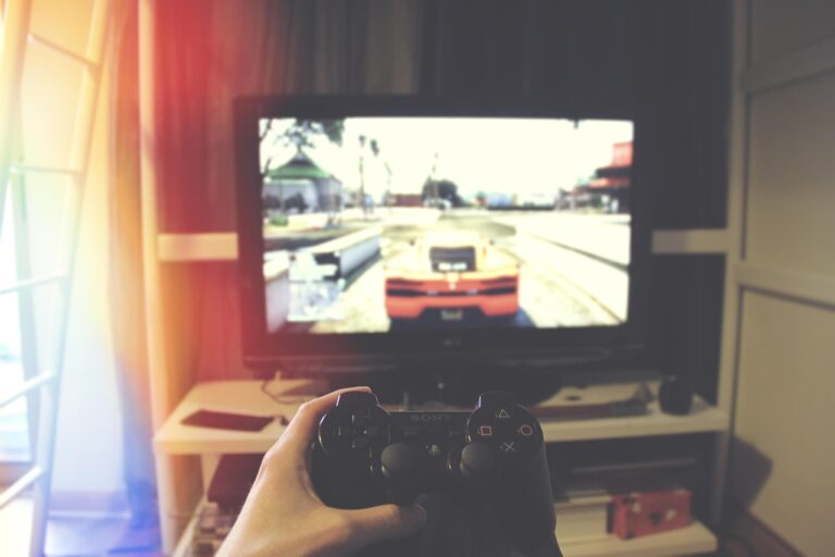 ゲーム業界の仕事の相場はどれくらい？